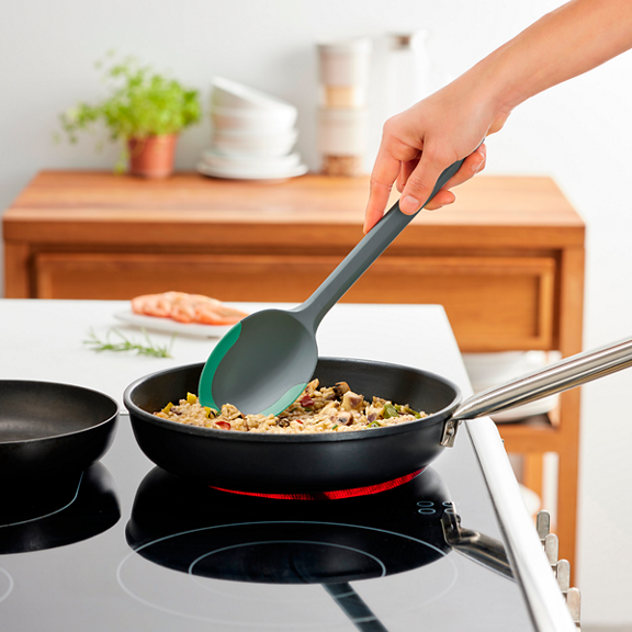 Es cuchara de servir 3